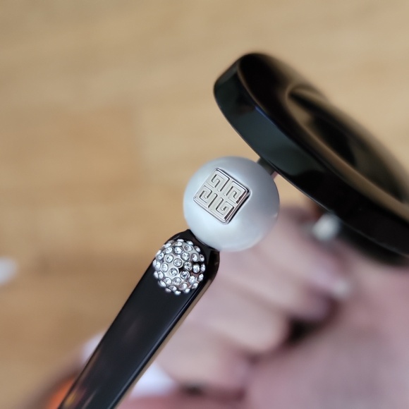 Givenchy sunglasses 4G PEARL - Picture 4 of 13